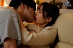 兄嫁とキスだけの関係…のはずが互いに我慢できずに唾液...